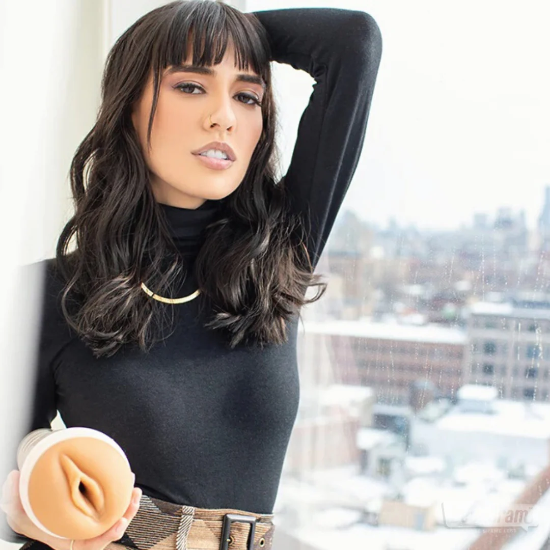 Fleshlight Girls® Janice Griffith Masturbator - Image 4